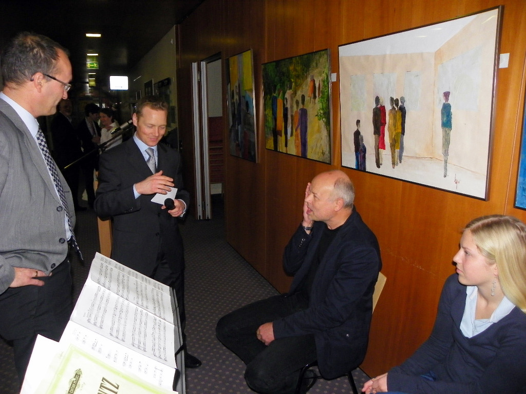 109_8100_JPG-1300533921