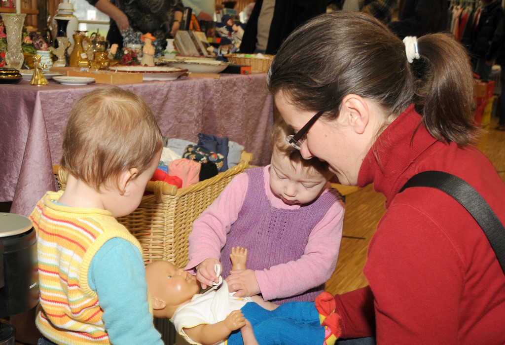 Flohmarkt H__chst 19_03_2011 26_jpg-1300536175