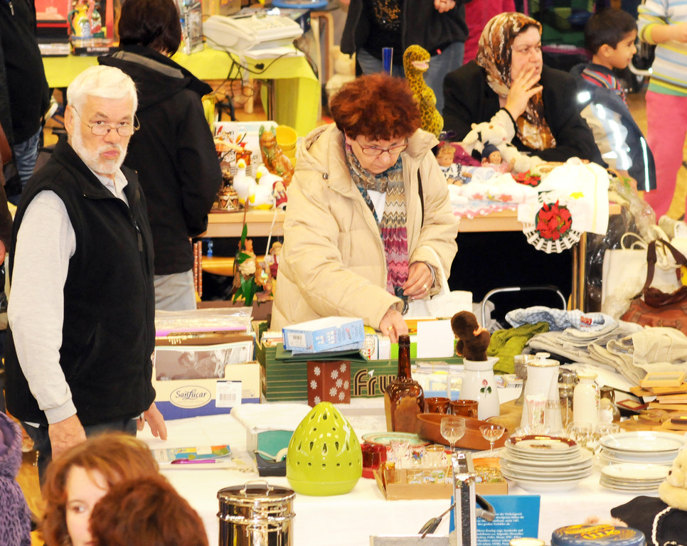Flohmarkt H__chst 19_03_2011 60_jpg-1300536411