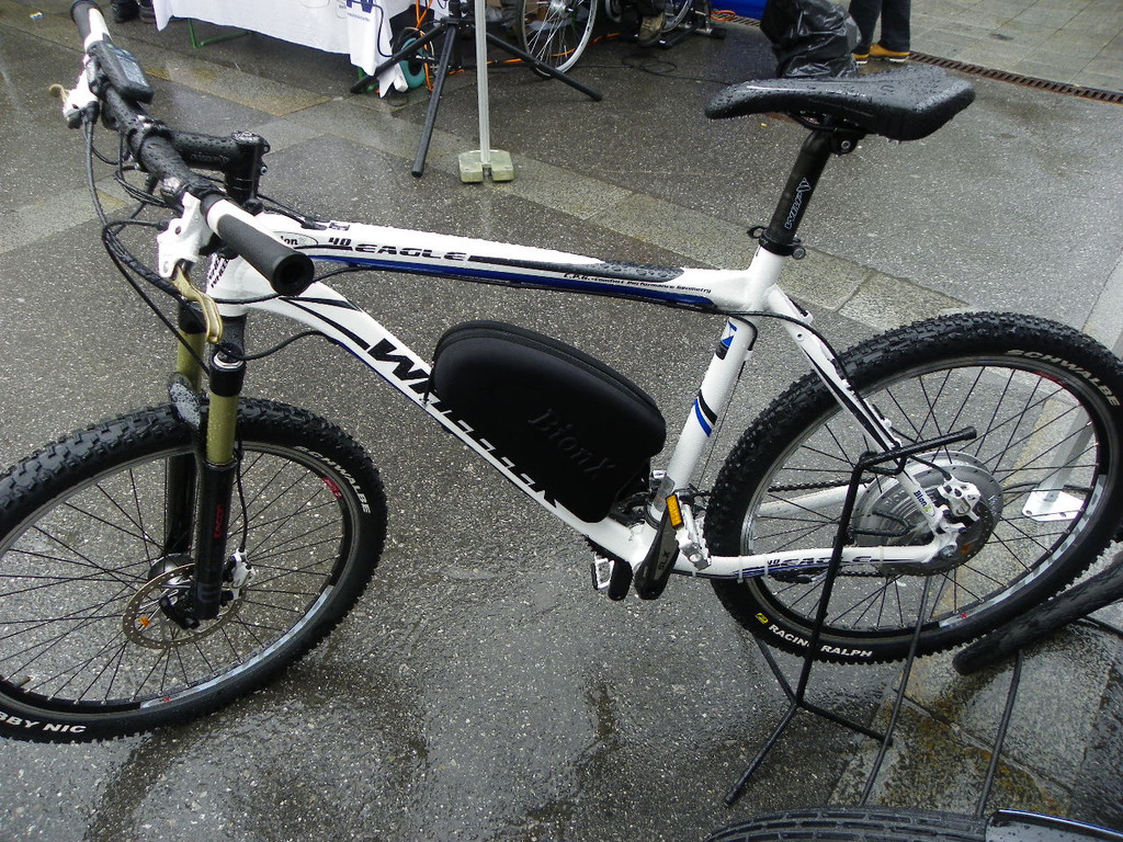 109_8303_JPG-1300754876