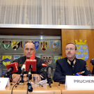 Die Polizei informiert die Journalisten