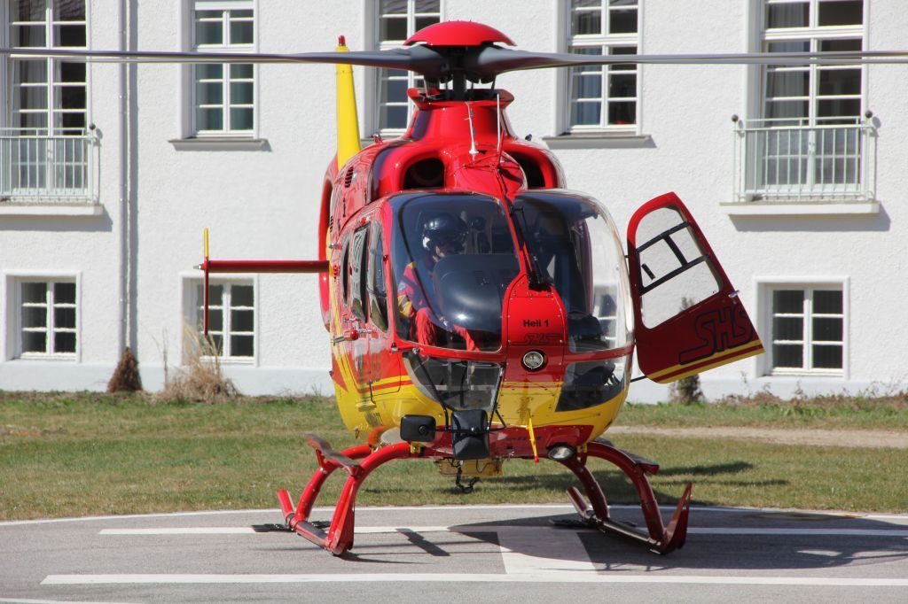 normal_23032011heli1rlaktivnews_20_10_.jpg