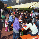 Bilder der Solidaritätsaktion für die Opfer in Japan
