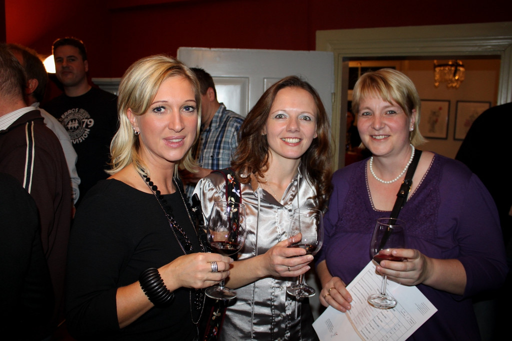 Weinverkostung WEIN GUT Reiner ALT 2010 _15__jpg-1301221734