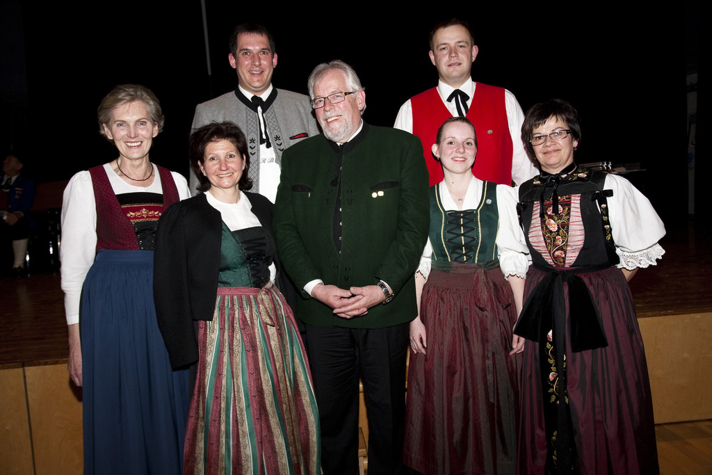 Landestrachtenverband Vorstand_jpg-1301250605