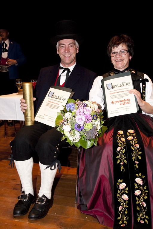 Landestrachtenverband_jpg-1301250649