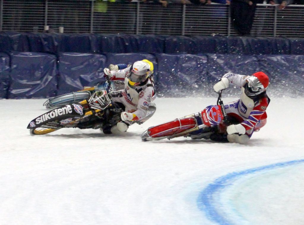 normal_27032011eisspeedwaysonntagkhkaktivnews195.jpg