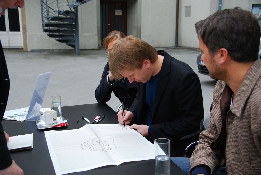 DSC_9612_jpg-1301321855