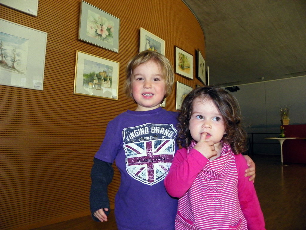 109_9205_JPG-1301351266