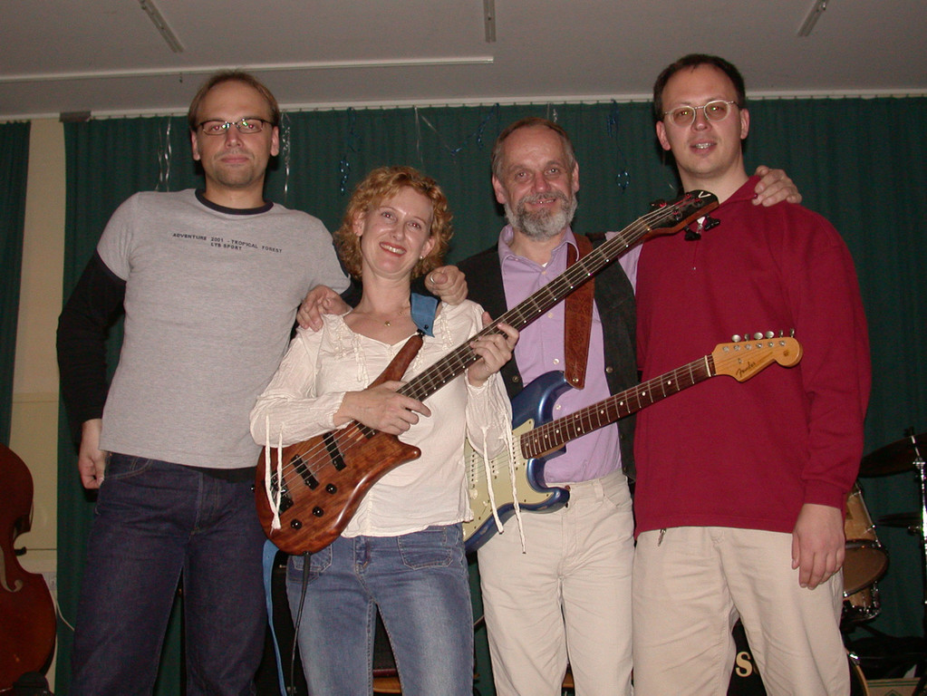 bluescats01_jpg-1301502025