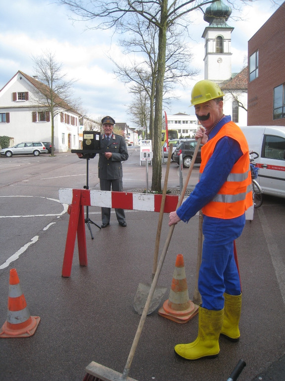 April Scherz Roter Platz 2011 _11__jpg-1301670693