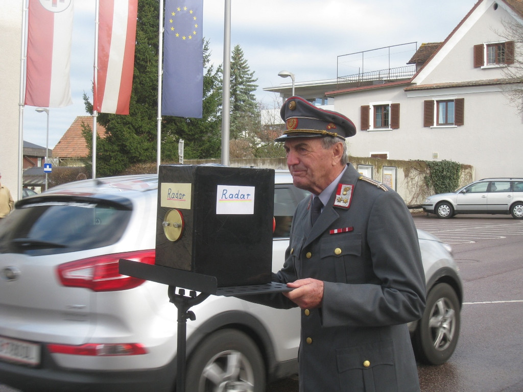 April Scherz Roter Platz 2011 _14__jpg-1301670721