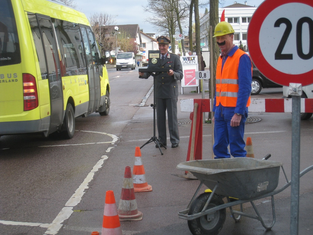 April Scherz Roter Platz 2011 _6__jpg-1301670636