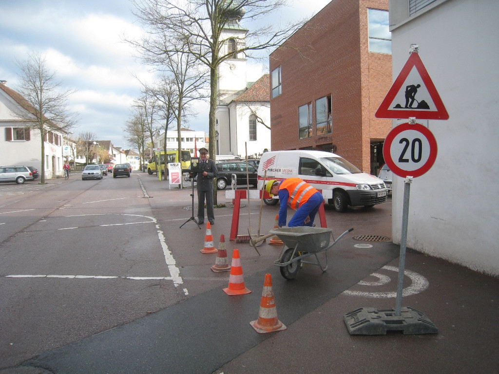 April Scherz Roter Platz 2011 _8__jpg-1301670659