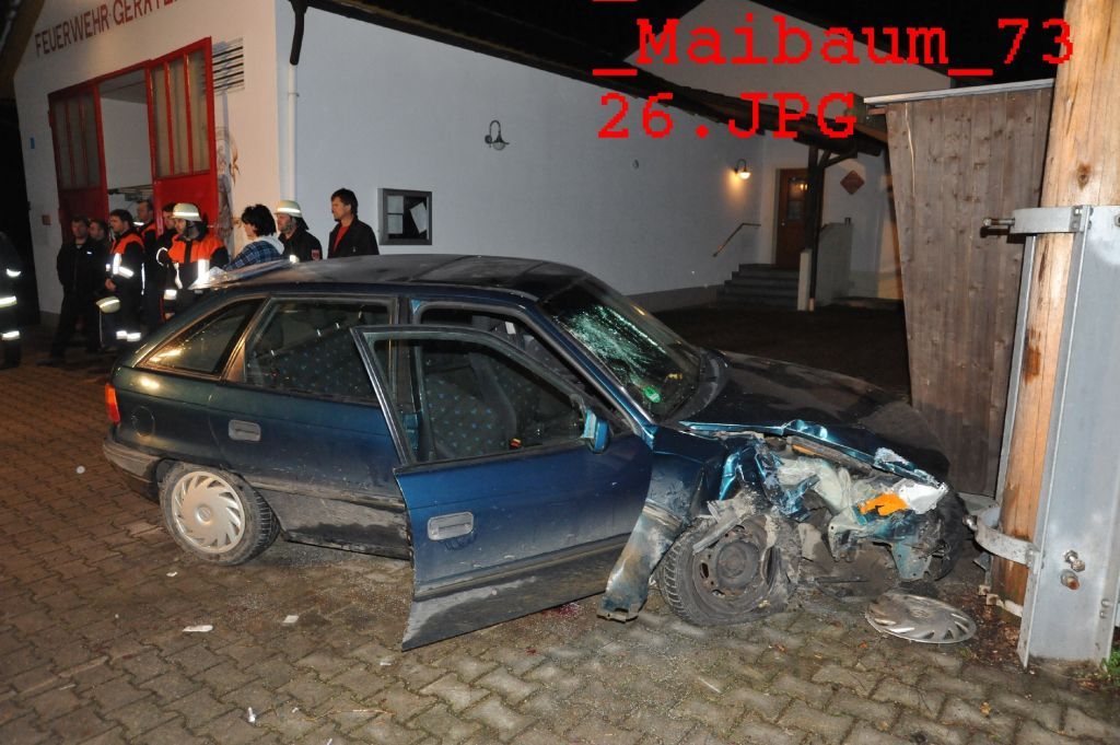normal_01042011maibaumfibaktivnews_20_1_.jpg
