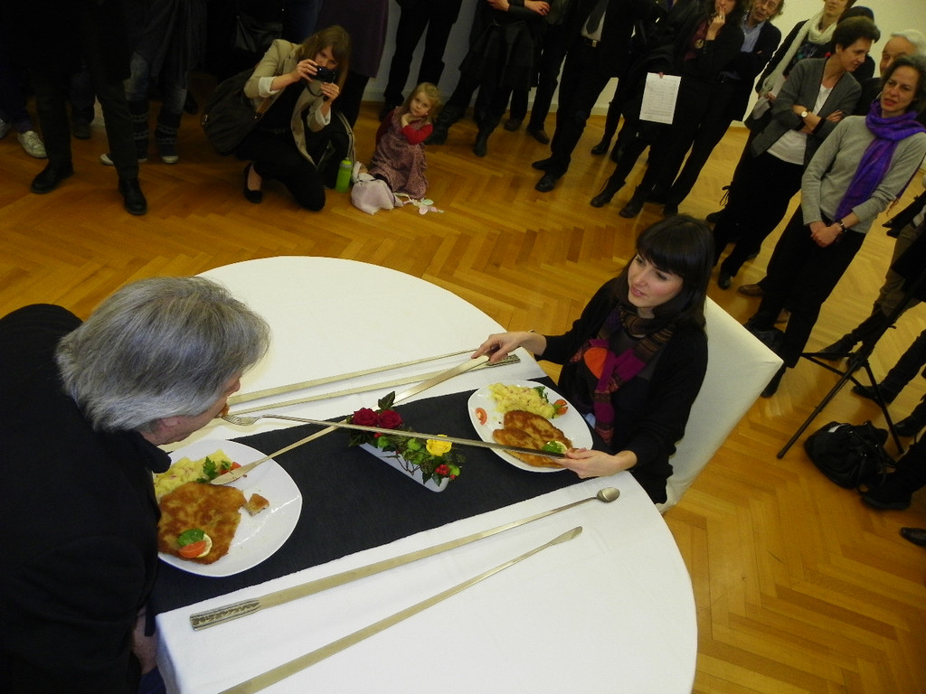 109_7099_JPG-1301784054