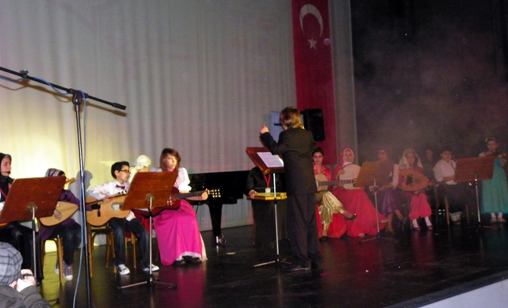 109_7935_JPG-1301785790