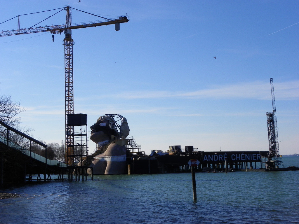 109_8797_JPG-1301789210