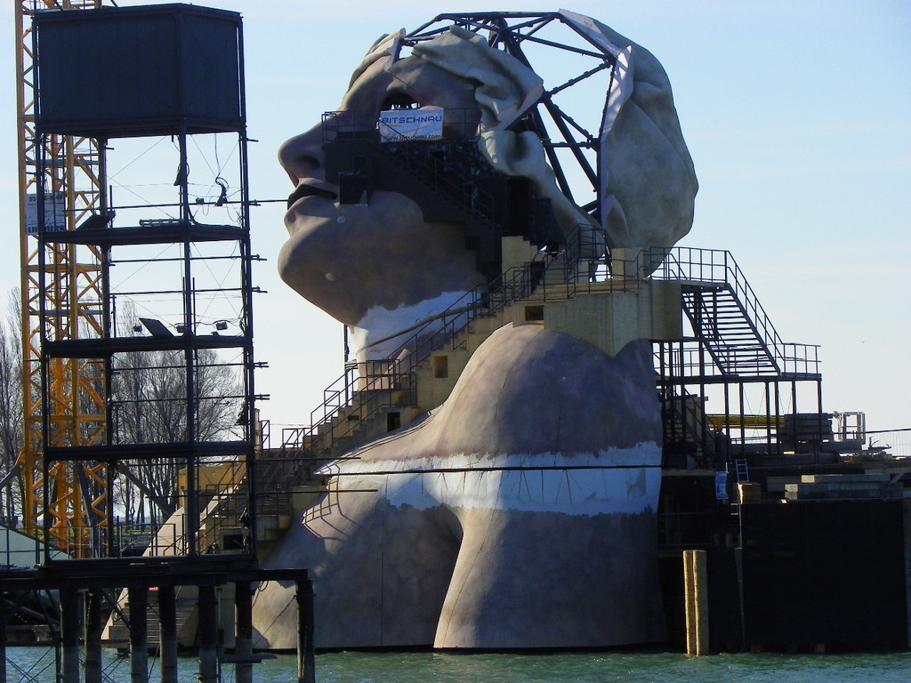 109_8798_JPG-1301789218