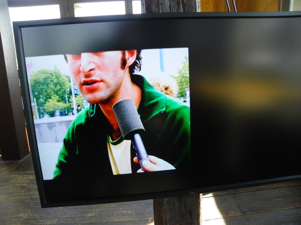 109_9032_JPG-1301790223