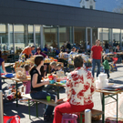 Auf dem Kinderflohmarkt gibt es ein buntes Allerlei