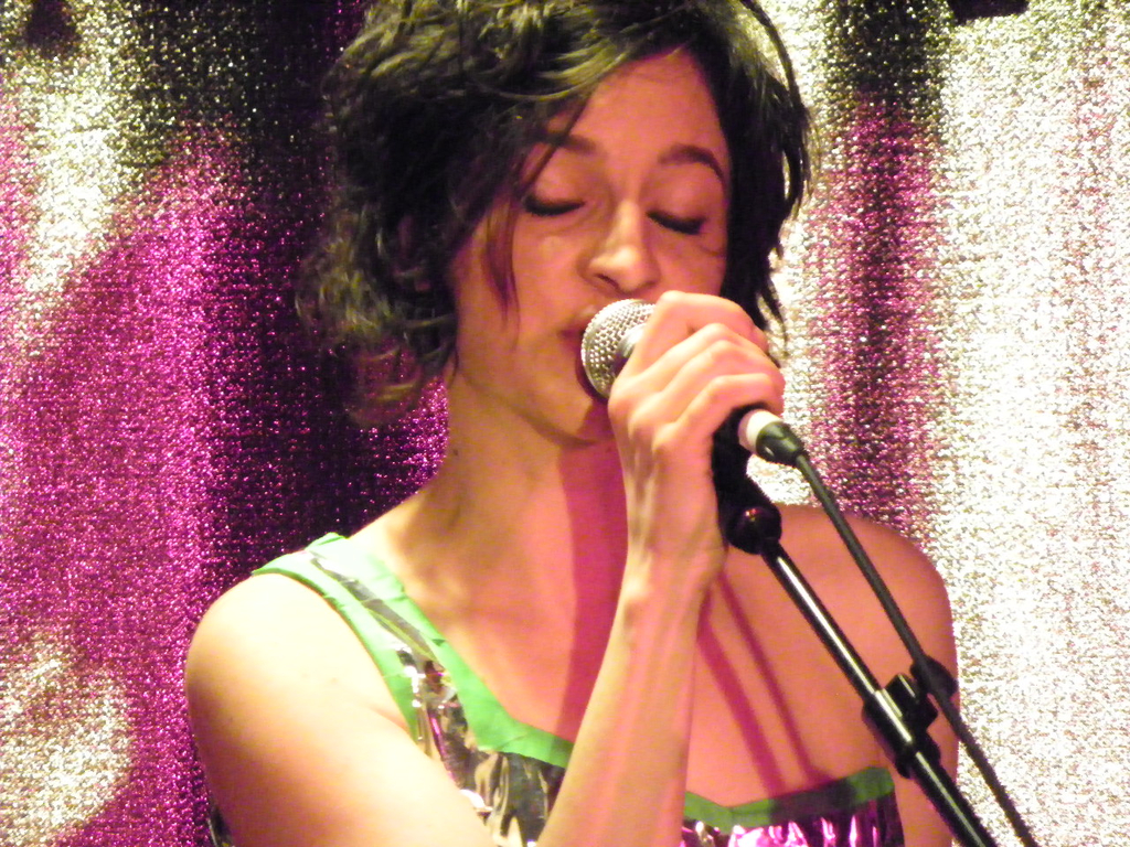 109_9253_JPG-1301824922