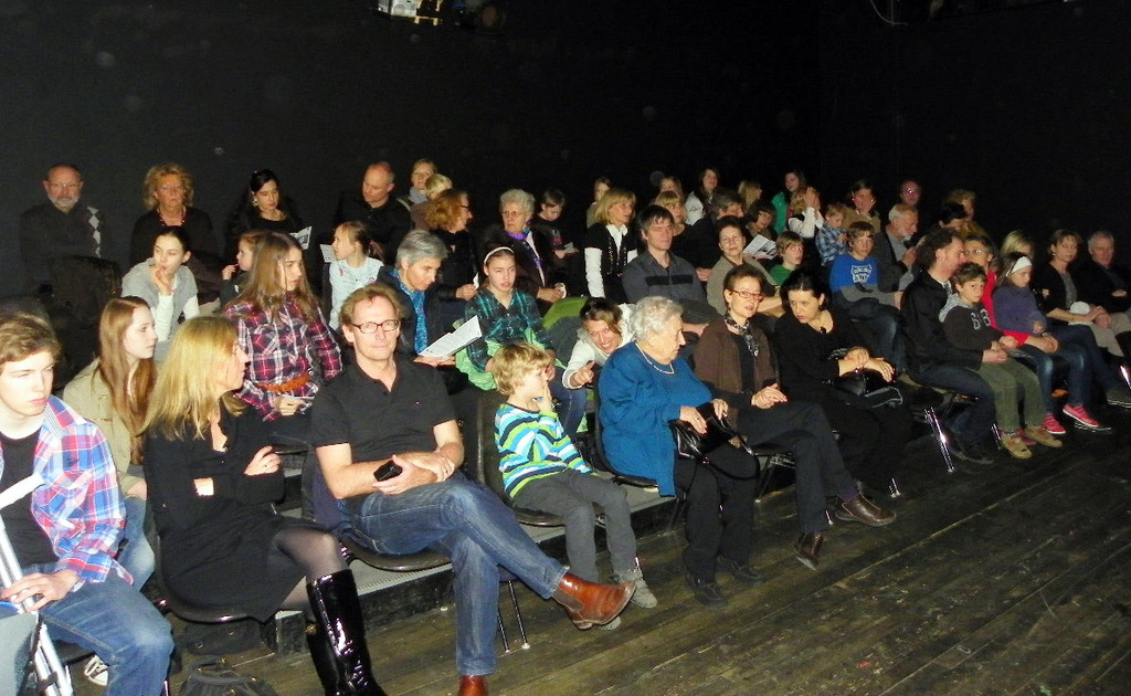 109_8716_JPG-1301842235