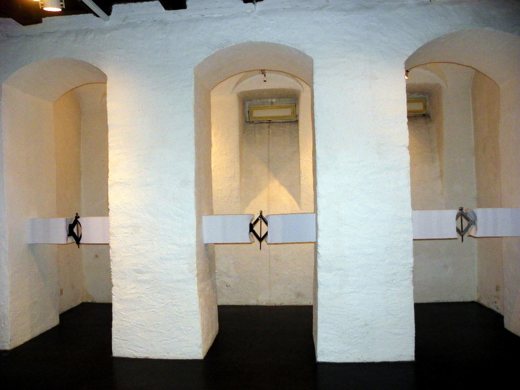 109_7024_JPG-1301843479