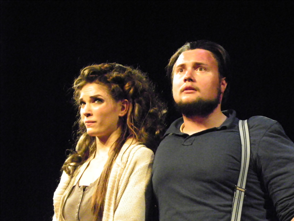 109_8935_JPG-1301847166