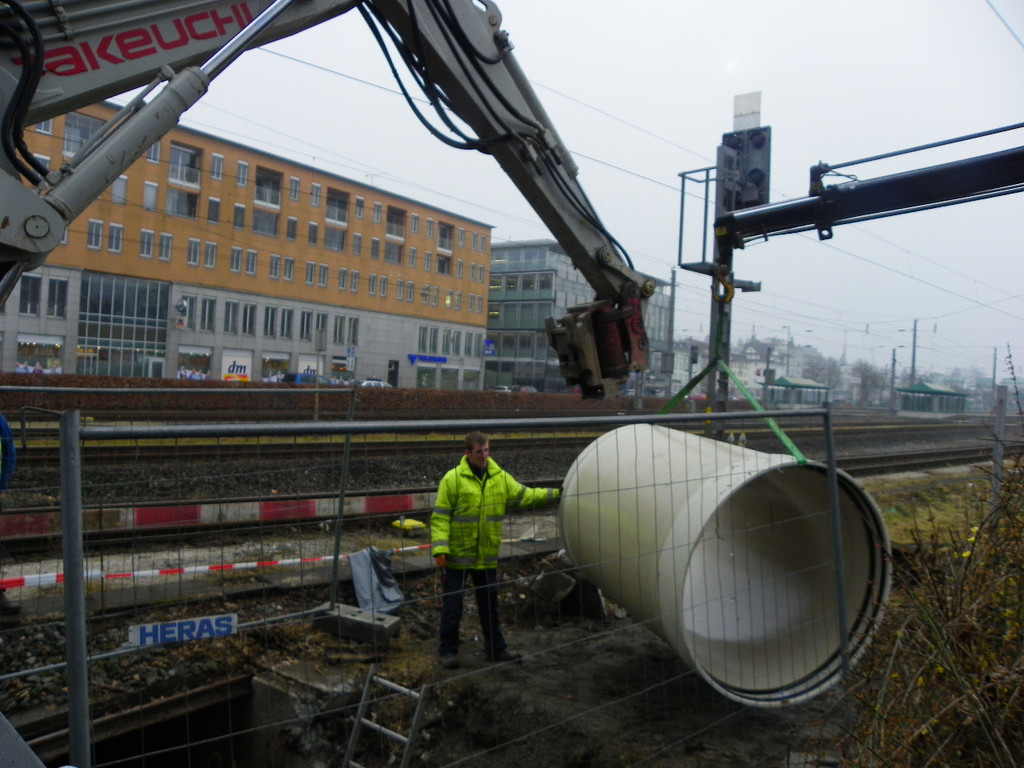 109_3818_jpg-1301856993