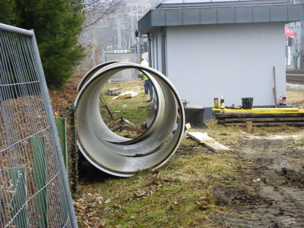 109_3812_jpg-1301856985