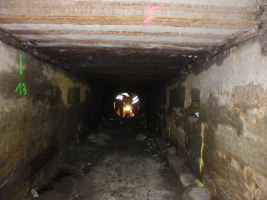 109_3803_jpg-1301857045