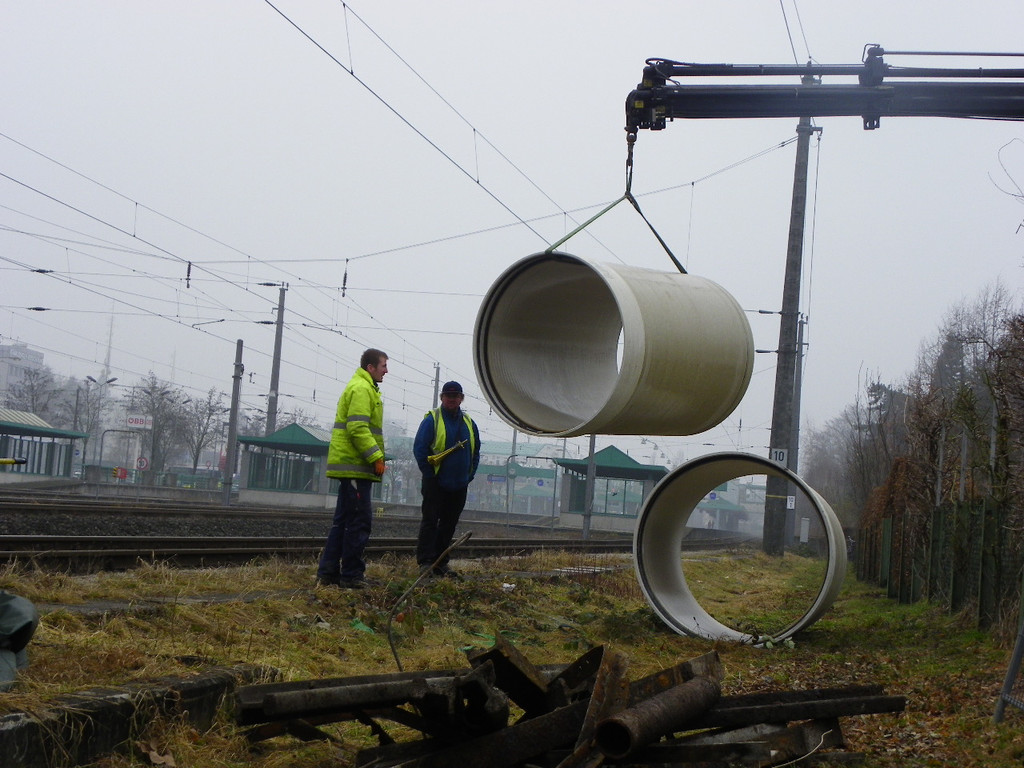 109_3801_jpg-1301857030