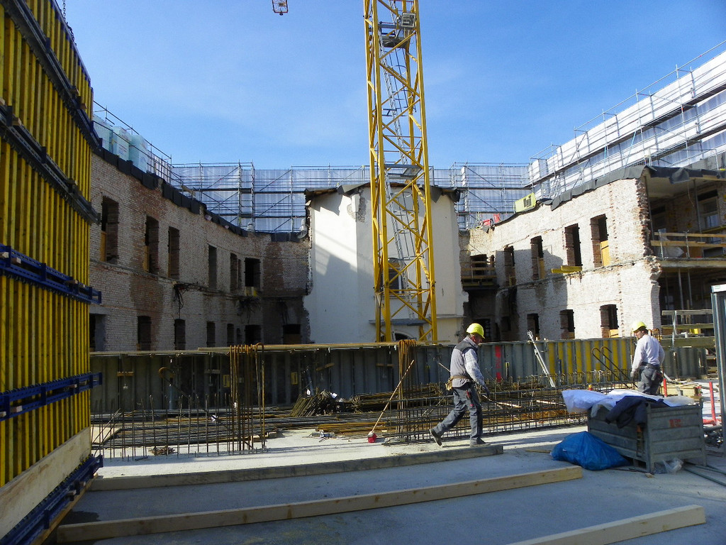 109_9095_JPG-1301870347