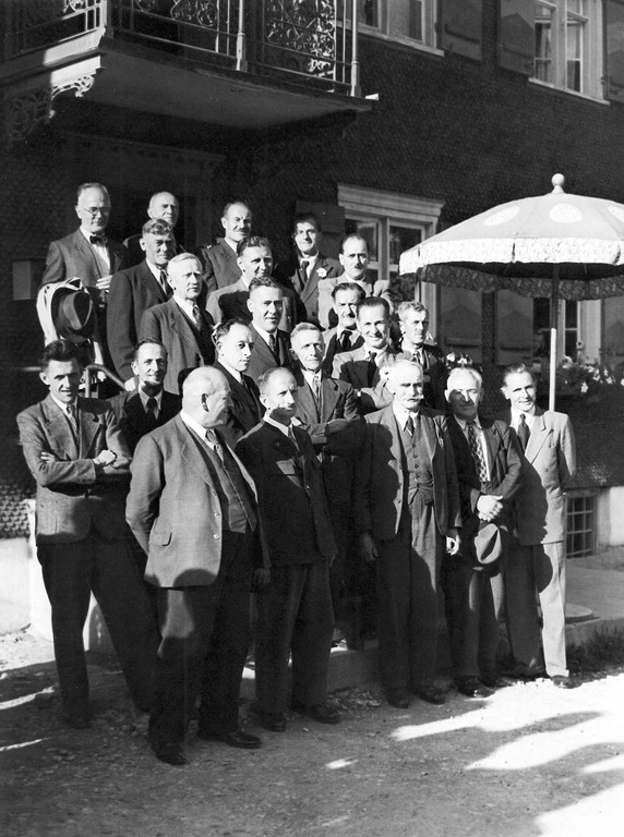 Landtag1946_jpg-1302000803