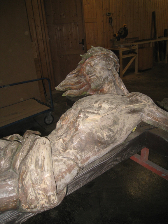 Kreuz Pfaender Restaurierung Spritzendorfer 2011 _15__jpg-1302105079