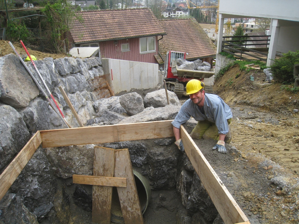 Neue Schanze Hangentwaesserung 2011 _2__jpg-1302106866