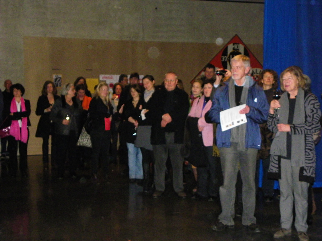 108_8512_jpg-1302129065