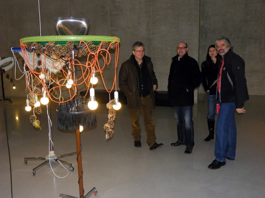 108_8651_jpg-1302129195