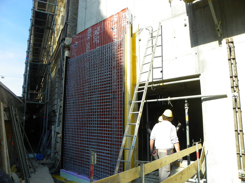 109_9073_JPG-1302216388