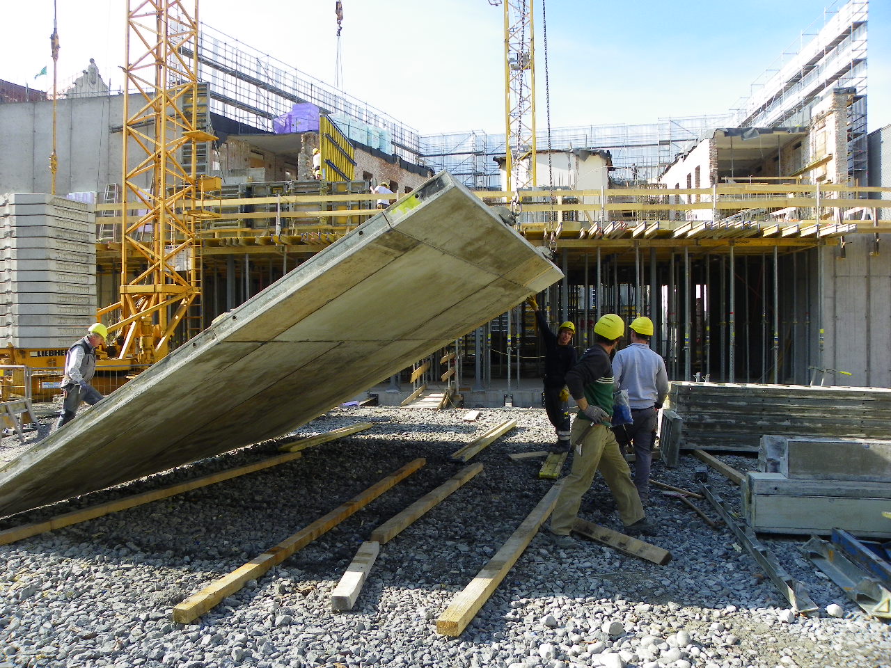 109_9082_JPG-1302216411