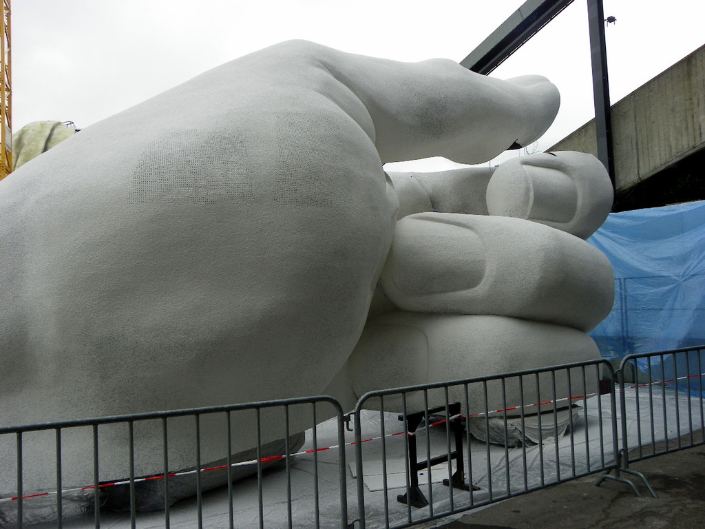 109_9525_JPG-1302218918