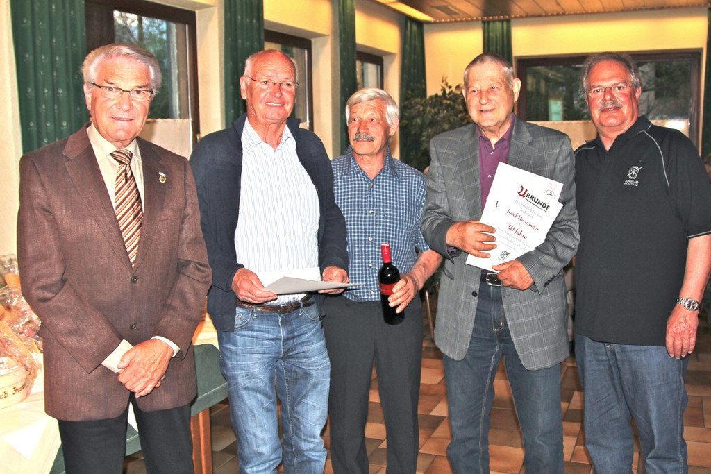 KOE_Familienabend 85-Jahre Schiklub 32_jpg-1302351248