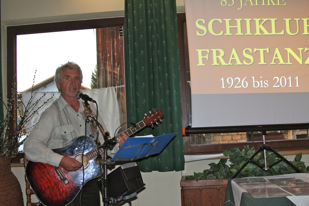 KOE_Familienabend 85-Jahre Schiklub 17_jpg-1302352065
