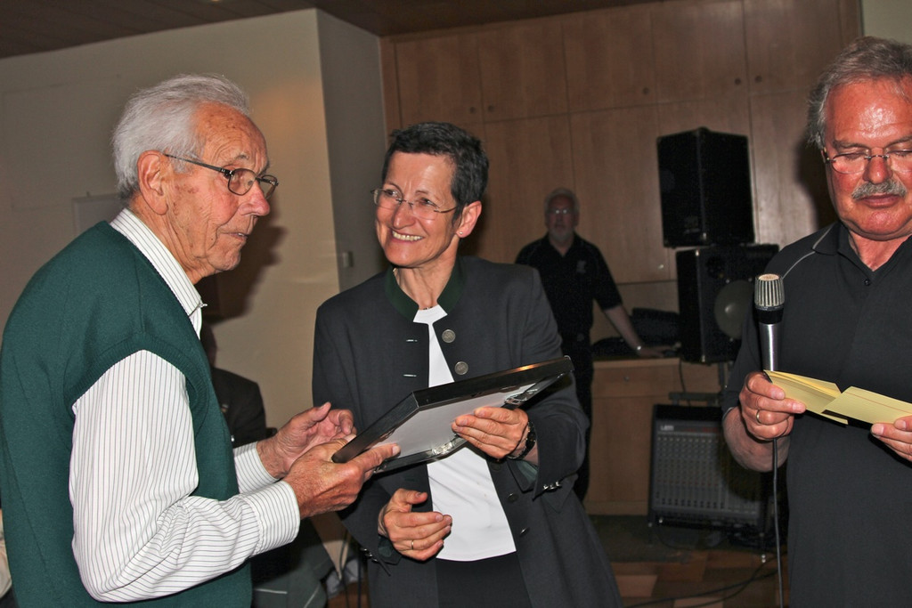 KOE_Familienabend 85-Jahre Schiklub 66_jpg-1302352341