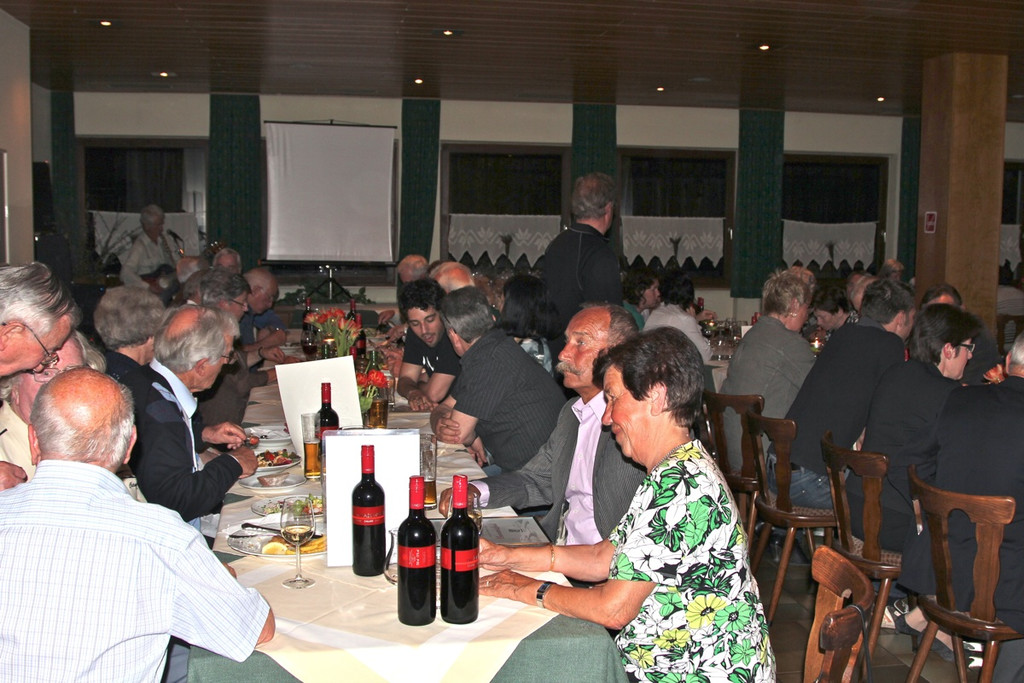 KOE_Familienabend 85-Jahre Schiklub 82_jpg-1302352440