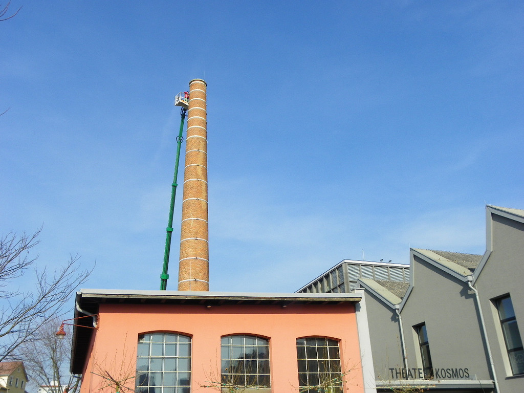 109_9171_JPG-1302386313