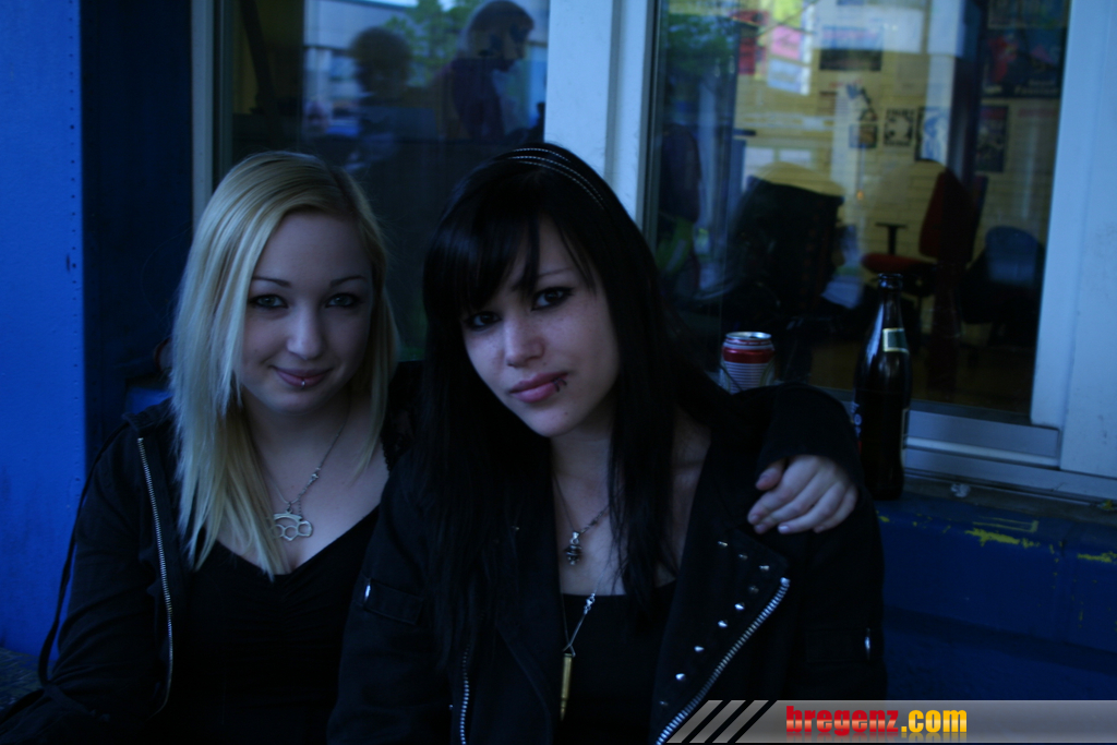 we 001_jpg-1302546873.jpg