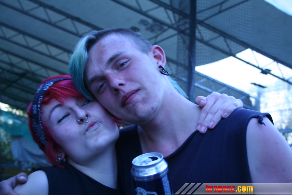 we 007_jpg-1302547054.jpg