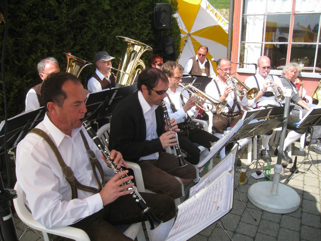 Bierblosn Fruehschoppen Dohle 2011 VOR _17__jpg-1302814543